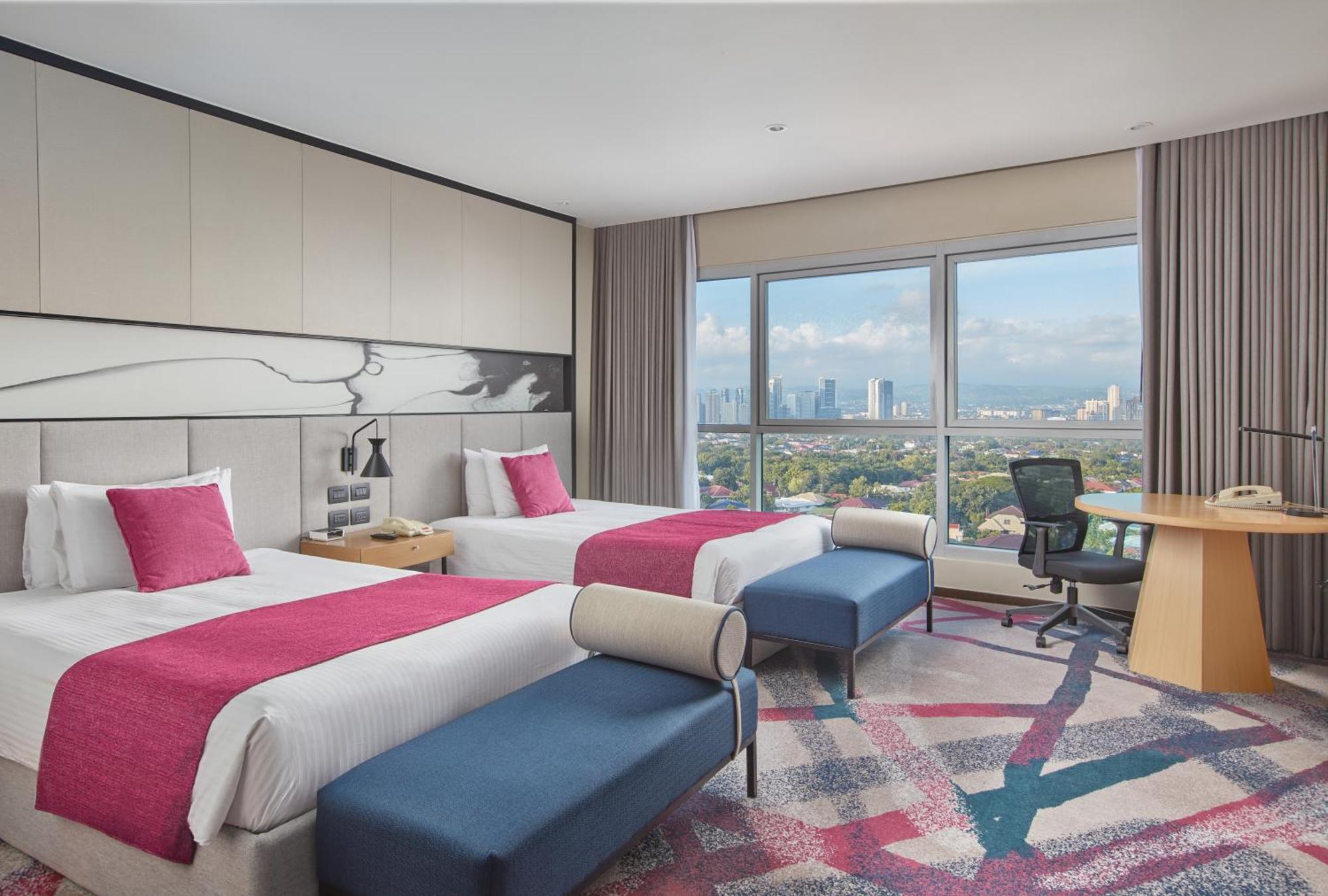 Crowne Plaza Manila Galleria By Ihg Pasig City Экстерьер фото