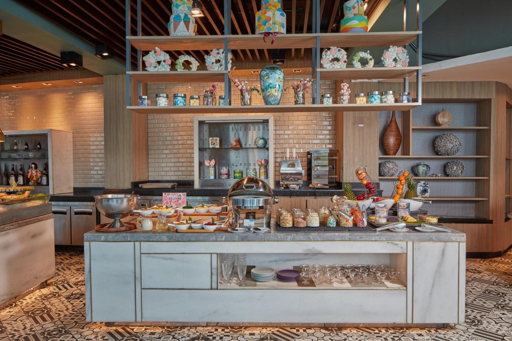 Crowne Plaza Manila Galleria By Ihg Pasig City Экстерьер фото