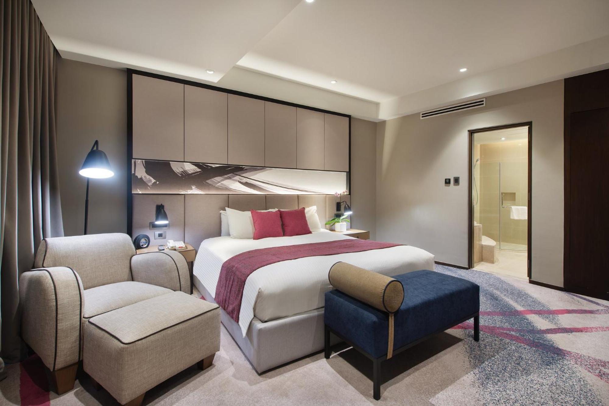 Crowne Plaza Manila Galleria By Ihg Pasig City Экстерьер фото